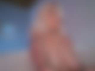 Live cam show with salomestorm - Dildo on liverealitysex.com