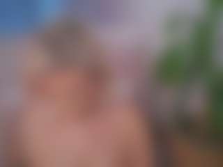 Live cam show with salomestorm - Ass Bouncing on Soda Cam