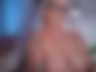 Live cam show with salomestorm - BBW on Mixed Magazine Live