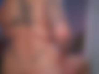 Live cam show with salomestorm - Blue Eyes on Strip Flash - Live Sex Shows