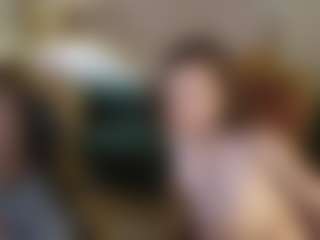 Live cam show with SandraSunrise054 - Eating Pussy on Milfs Live