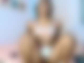 Show de cam en vivo con Soleymasun - Double Penetration en Camsoda