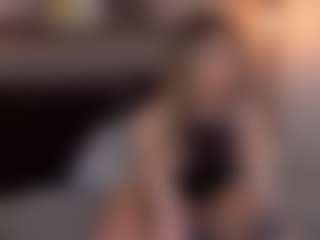 Live cam show with SophiaLace - Mature on CamClone