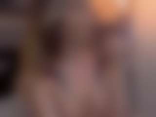 Live cam show with SophiaLace - Mature on Camming Site