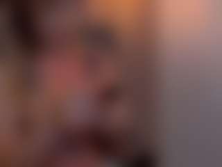Live cam show with SophiaLace - Blonde Hair on AdultVida.com