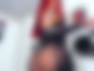 Live cam show with voguebich - Lean on Camsoda