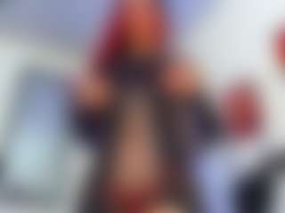 Live cam show with voguebich - Spank on ObeyMaria