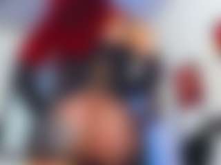 Live cam show with voguebich - Tease on ObeyMaria