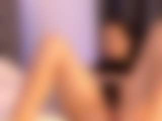 Live cam show with AnniaSummer - Smart on Camsoda