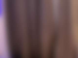 AnniaSummer's Live Sex Cam Show