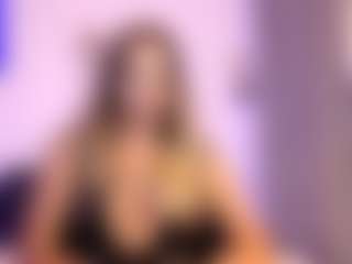 Live cam show with AnniaSummer - BBW on Sweet Sext
