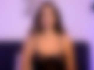 Live cam show with AnniaSummer - Deepthroat on Camsoda