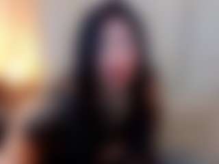 Live cam show with catalina-23 - Deepthroat on AdultVida.com