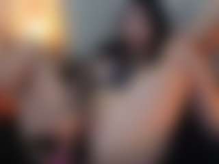 Live cam show with catalina-23 - Nipple Piercings on Milf Play