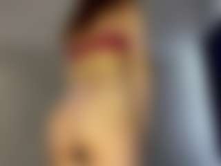 Live cam show with Sofia - Brown Hair on AdultVida.com