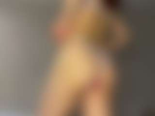 Live cam show with Sofia - Striptease on Soda Cam