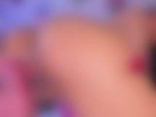 Live cam show with Daelith - Striptease on fapnchat