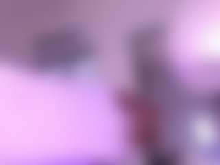 Live cam show with Daelith - Erotic Dance on Latina Girls