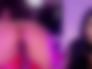 Live cam show with Daelith - Striptease on Camsoda