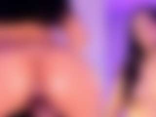 Live cam show with Daelith - Body Massage on AdultVida.com