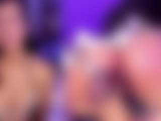 Live cam show with Daelith - Fingers on Camsoda