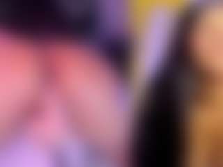 Live cam show with Daelith - Shaved Pussy Teen (18+) on Uber Horny