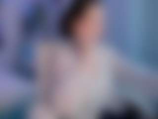 Live cam show with Elvienne - Gray Eyes on hrnylive.com