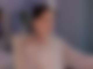 Live cam show with Elvienne - Young Adult on studioflirtlive.com