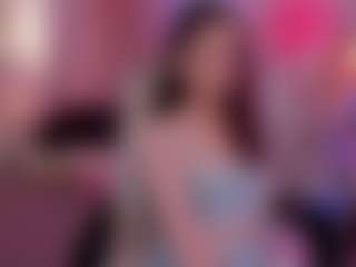 Live cam show with Elvienne - Green Eyes on xfollow cams