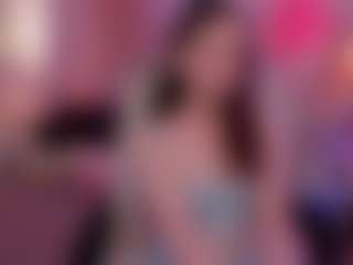 Live cam show with Elvienne - Green Eyes on mypornchat.com