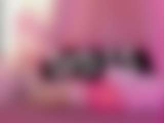 Live cam show with Elvienne - Gray Eyes on Fit Hotties