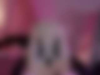 Live cam show with Elvienne - Athletic on Camsoda