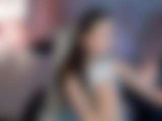 Live cam show with Elvienne - Moaning on SinfulBabes