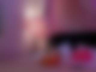 Live cam show with Elvienne - Gray Eyes on Camsoda