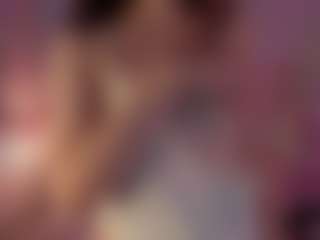 Live cam show with Elvienne - Joi on livesuperchat.net