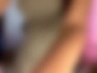 Live cam show with LauraleeKeat - Joi on Uber Horny