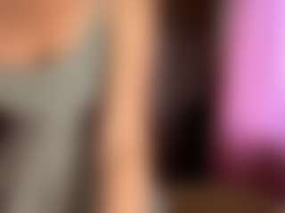 LauraleeKeat's Live Sex Cam Show