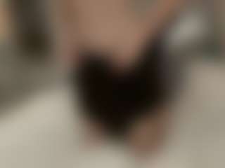 LauraleeKeat's Live Sex Cam Show
