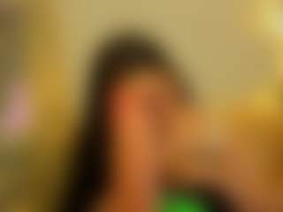 Live cam show with Lia-Harper-T - Facial Piercings on Camsoda