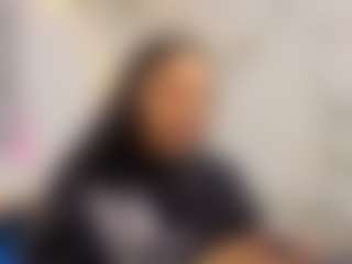Live cam show with Lia-Harper-T - Striptease on Lustler