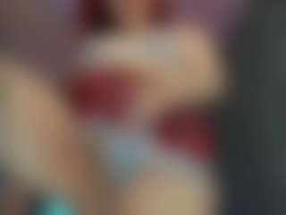 Live cam show with Lilly-Cassi - Domination on Camming Site