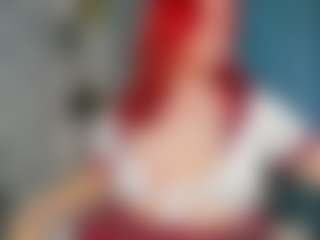 Live cam show with Lilly-Cassi - Red Hair on Camsoda