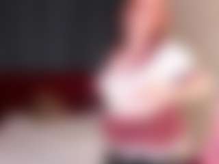 Live cam show with Lilly-Cassi - Red Hair College on Uber Horny