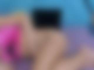 MoniYii07's Live Sex Cam Show
