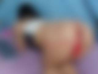 MoniYii07's Live Sex Cam Show
