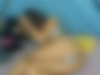 MoniYii07's Live Sex Cam Show