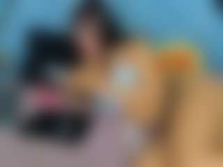 MoniYii07's Live Sex Cam Show