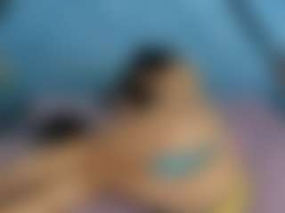 MoniYii07's Live Sex Cam Show