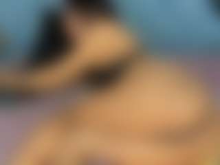 MoniYii07's Live Sex Cam Show