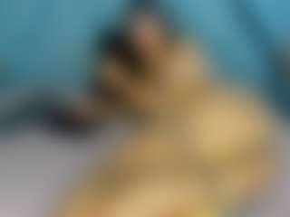 MoniYii07's Live Sex Cam Show